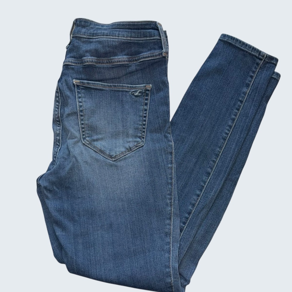 Hollister Ultra High Rise Jean Legging W30 L28 Distressed Blue Skinny Jeans 11R